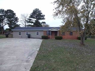 44 Jarrett Rd, Hartselle, AL 35640