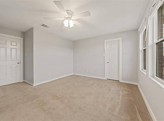 4th image of 14471 Ontario Cir