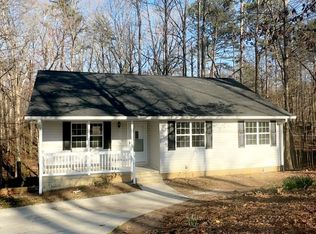 3926 Skyline Dr, Gainesville, GA 30501