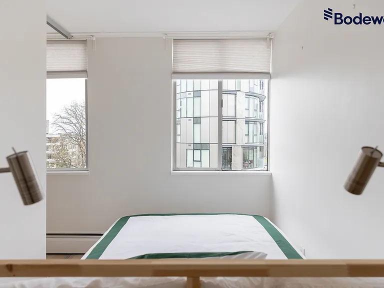 1250 Burnaby St — Photo 16