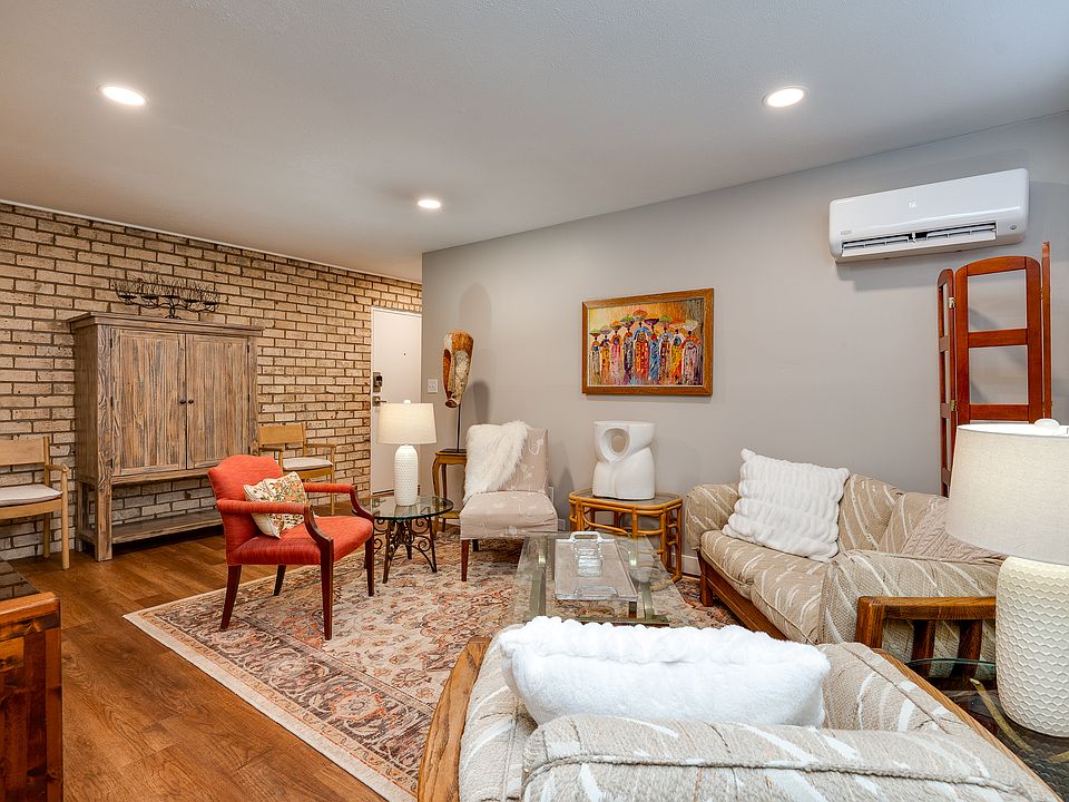 1st image of 827 Wilmington Ave APT 1