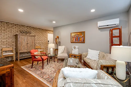 827 Wilmington Ave #1 Photo 1