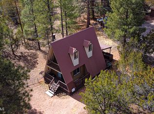 1975 Little Doe Trl, Overgaard, AZ 85933