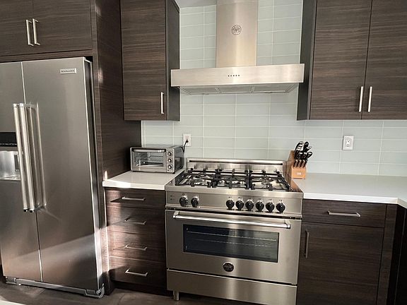 Oversized 36" Italian Bertazzoni Oven & Stove Top