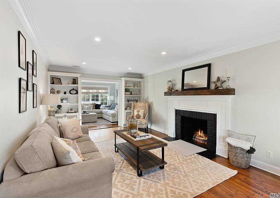 1st image of 132 Pine St