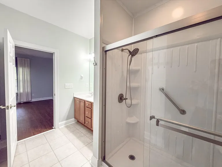 102 Manning Ct — Photo 17