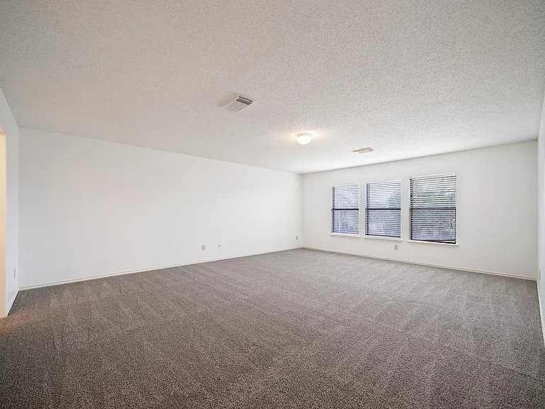 1688 Fir Cir — Photo 19