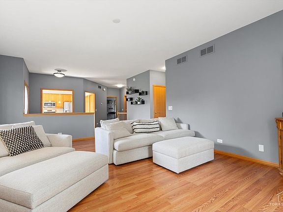 5th image of 1308 Dancing Bear Ln