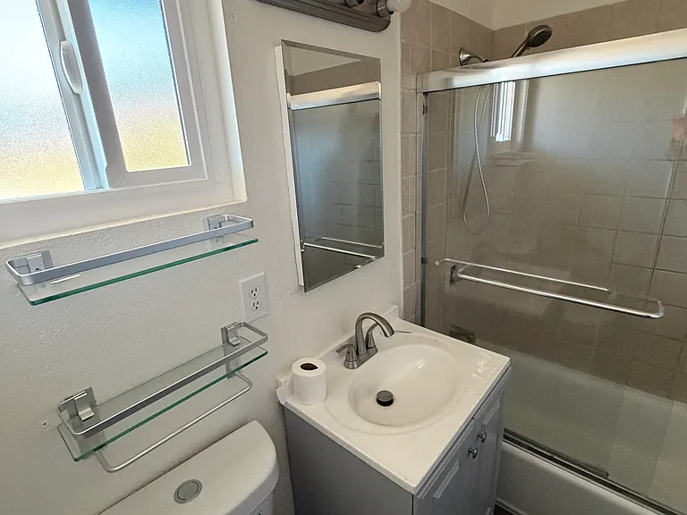 9420 Emerald Grove Ave #1 — Photo 7