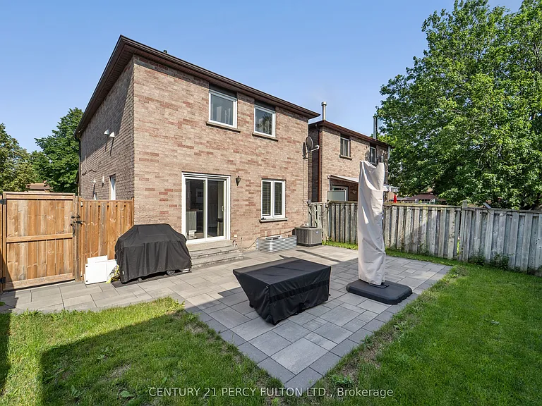 55 Chalmers Cres — Photo 25