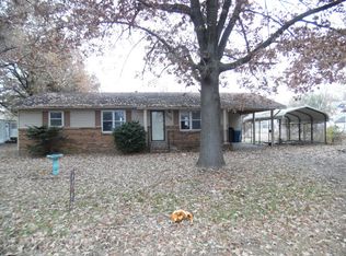 208 E Elm St, Bertrand, MO 63823