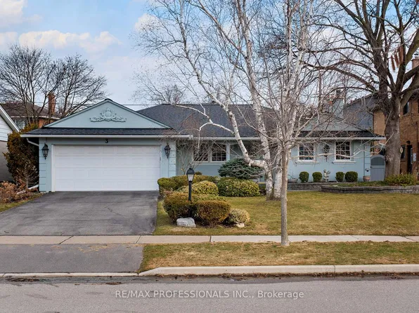 3 Conifer Dr, Toronto, ON M9C 1X3