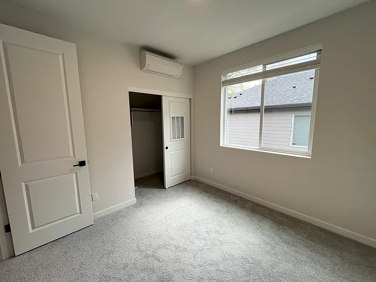 L0533 - D - Reed Place Condos — Photo 22