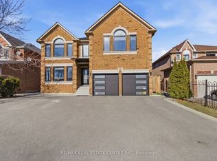 5121 Creditview Rd, Mississauga, ON L5V 1R8