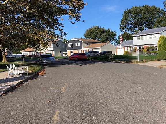 5th image of 599 Senaroth Ct