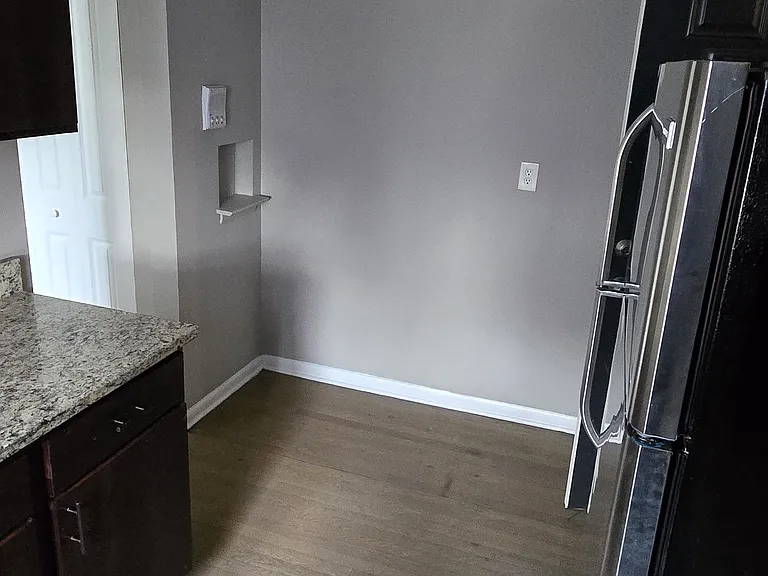 8001 S Hermitage Ave — Photo 8