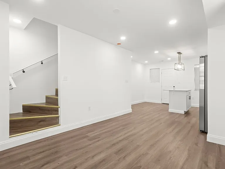 3817 Saint Margaret St #1 — Photo 7