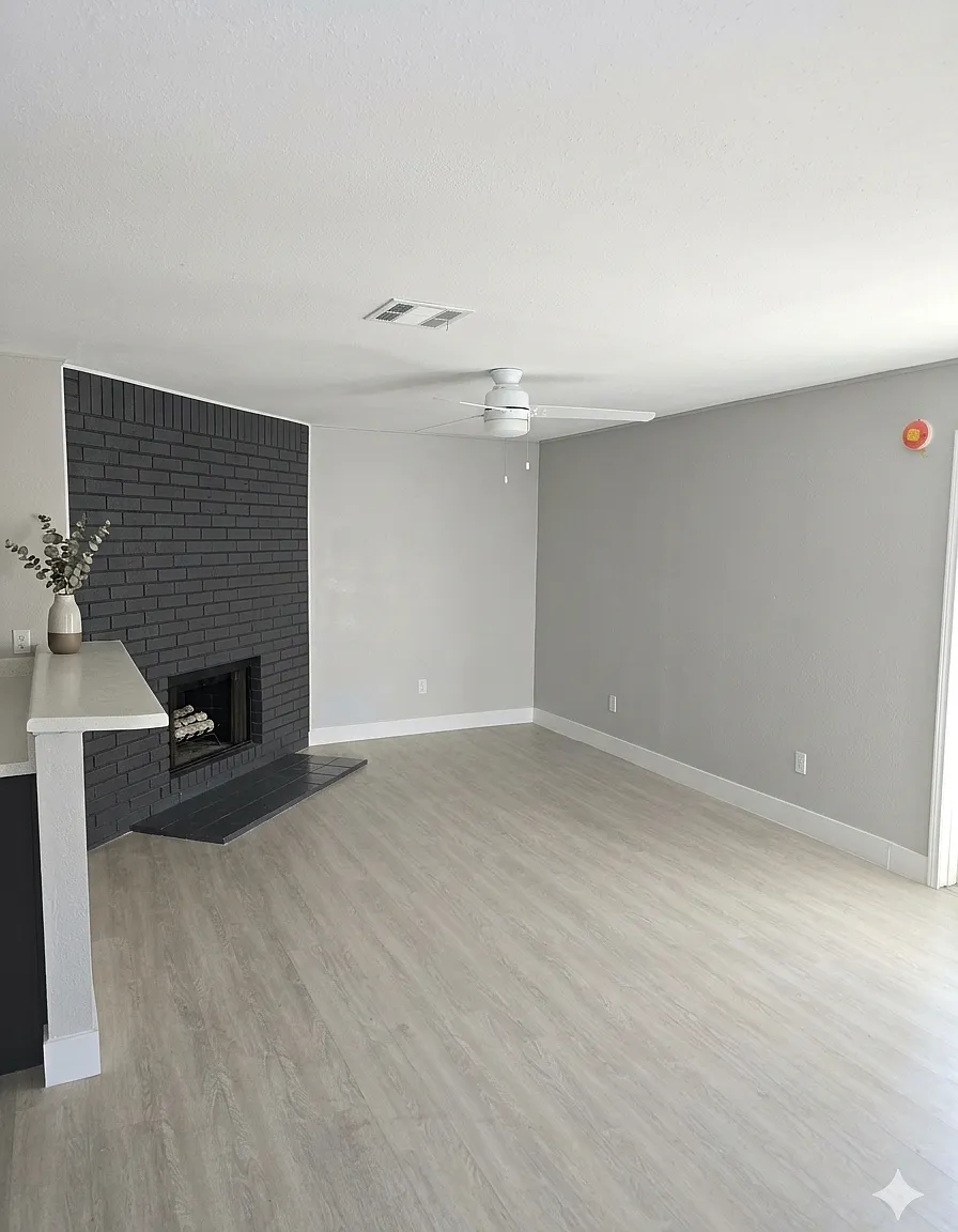 6848 S Creek Dr — Photo 1
