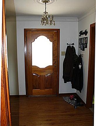 4th image of 103 W Avenue D