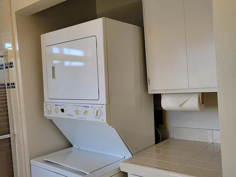 4964 Myrtle Dr — Photo 16