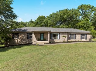 210 Northview Ct, Hendersonville, TN 37075
