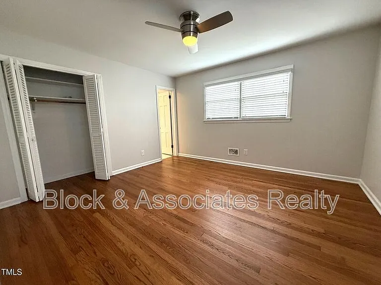 212 Sampson St — Photo 19