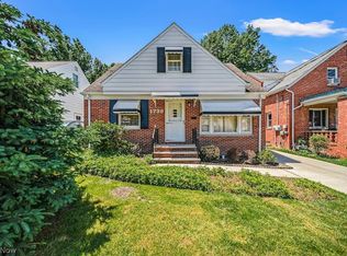 1738 Rockefeller Rd, Wickliffe, OH 44092