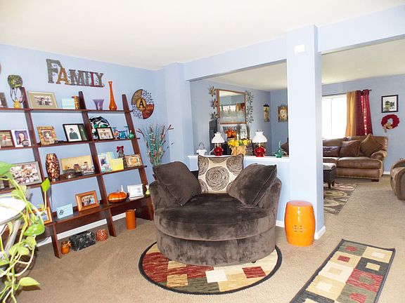 3rd image of 700 Tinkers Creek Ln