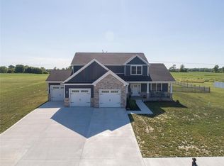 180 Brianne Ln, Danville, IN 46122