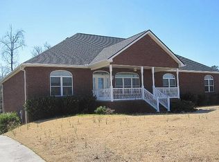 1508 David Swann Dr, Dandridge, TN 37725