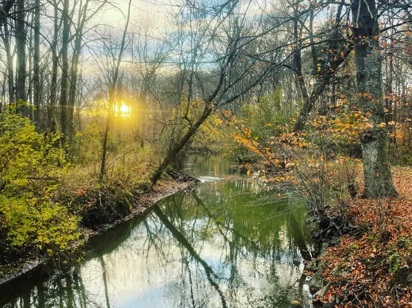 8040 Martin Rd, Three Oaks, MI 49128