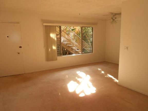 3rd image of 1802 Selby Ave #A6