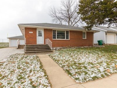 190 School St, Carlisle, IA, 50047