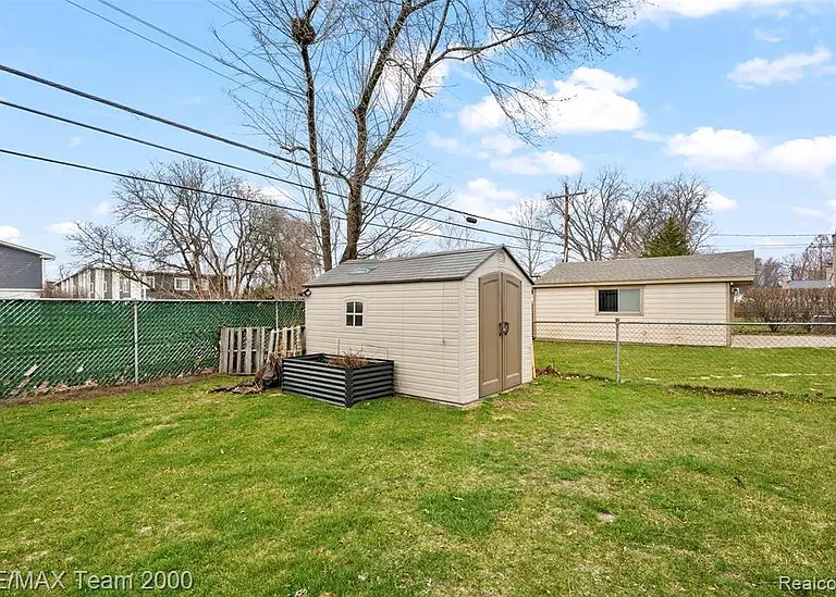 39784 Hillary Dr — Photo 20