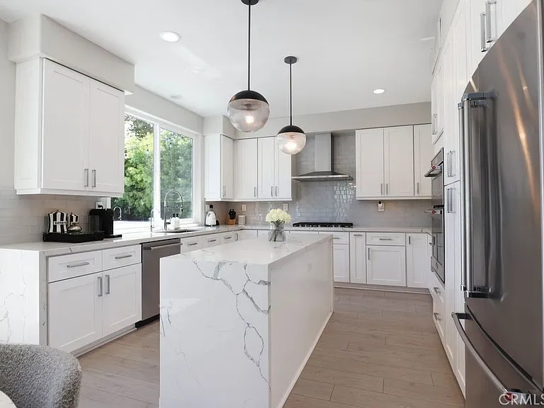 57 Laurelhurst Dr — Photo 9