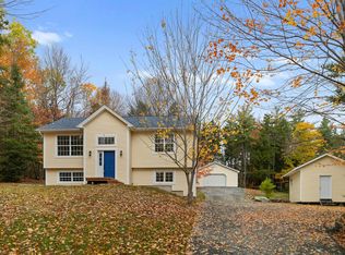 442 Kinsac Rd, Halifax, NS B4G1C7