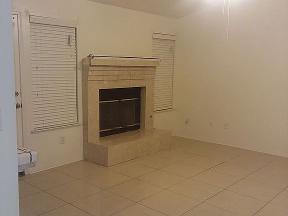 4th image of 8318 N Sharon Ave