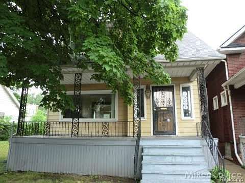 2nd image of 92 Hill St