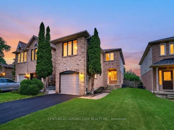 137 Timber Mill Ave, Whitby, ON L1R 2H3