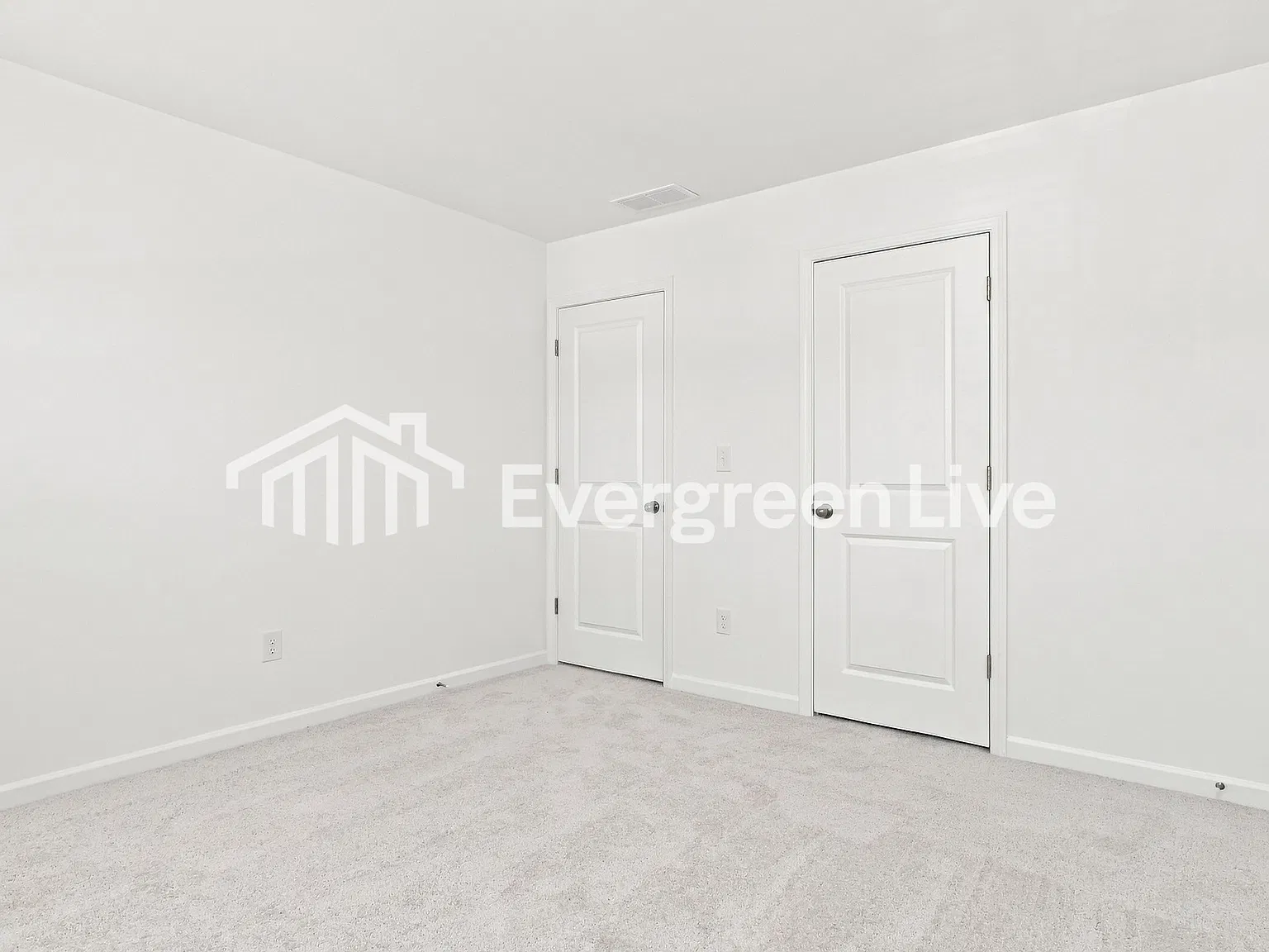 4 bed, 3.0 bath, 2170 sqft, $2,140 — Photo 4