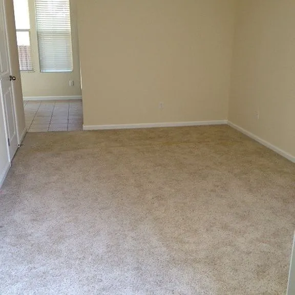 1514 Lance Dr — Photo 3