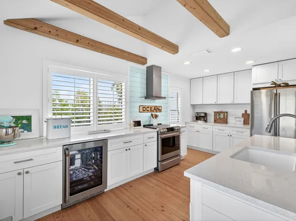 1629 Sand Castle Rd, Sanibel, FL 33957