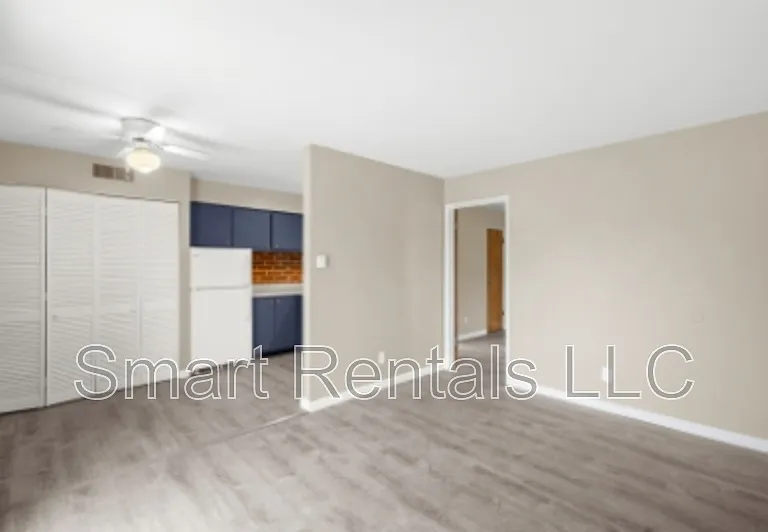 9979 Chateau Roi Dr #1 — Photo 4