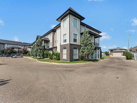 2nd image of 298 Somerset Way SE #19