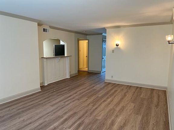 5th image of 2045 N 3rd St APT 216
