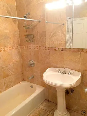 Rented by DSA Realty | media 55