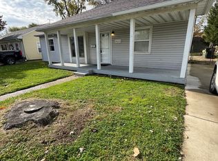 26271 Woodmont St, Roseville, MI 48066