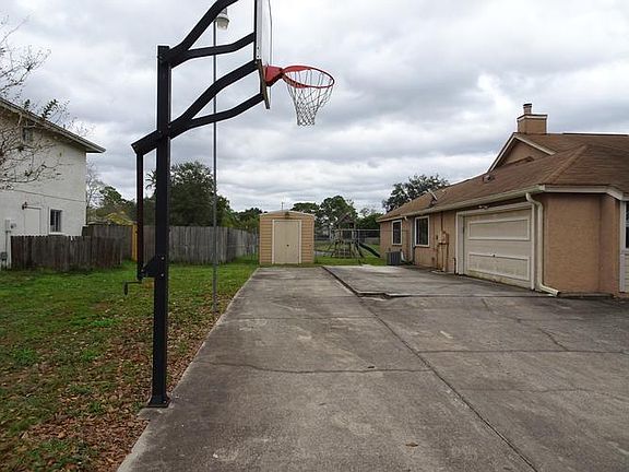Side view with garage