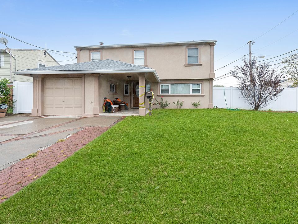 1st image of 549 Guy Lombardo Ave