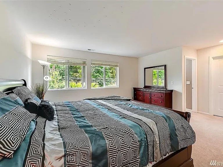 18526 35th Dr SE — Photo 14
